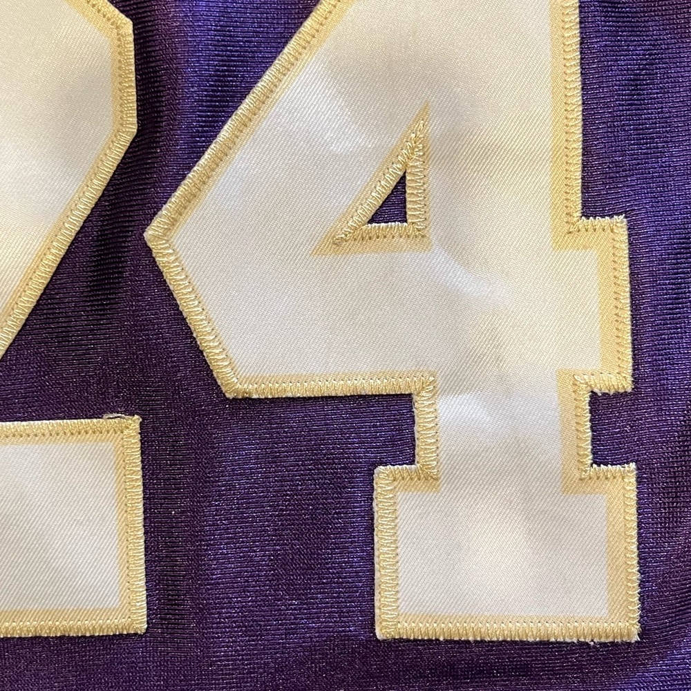 Kobe Bryant Los Angeles Lakers Authentic Mitchell & Ness Jersey, Hall of Fame - Picture 5 of 10